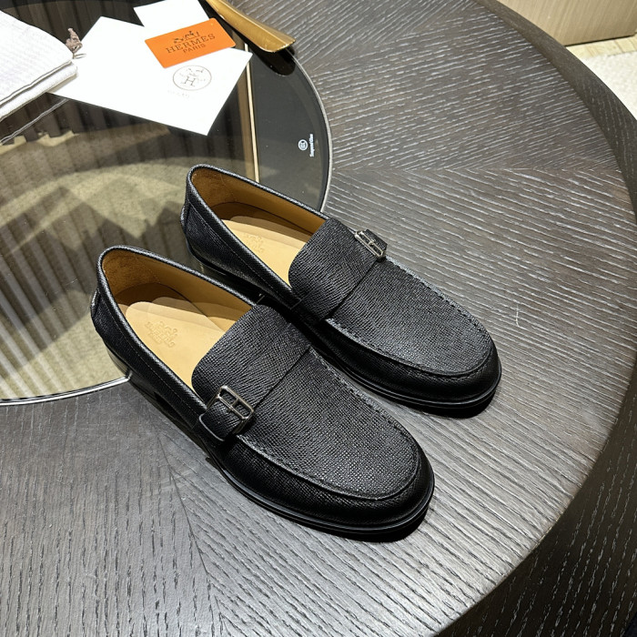 HER SHOES HM-24