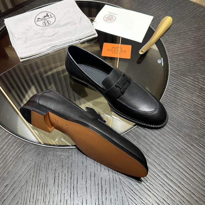 HER SHOES HM-27