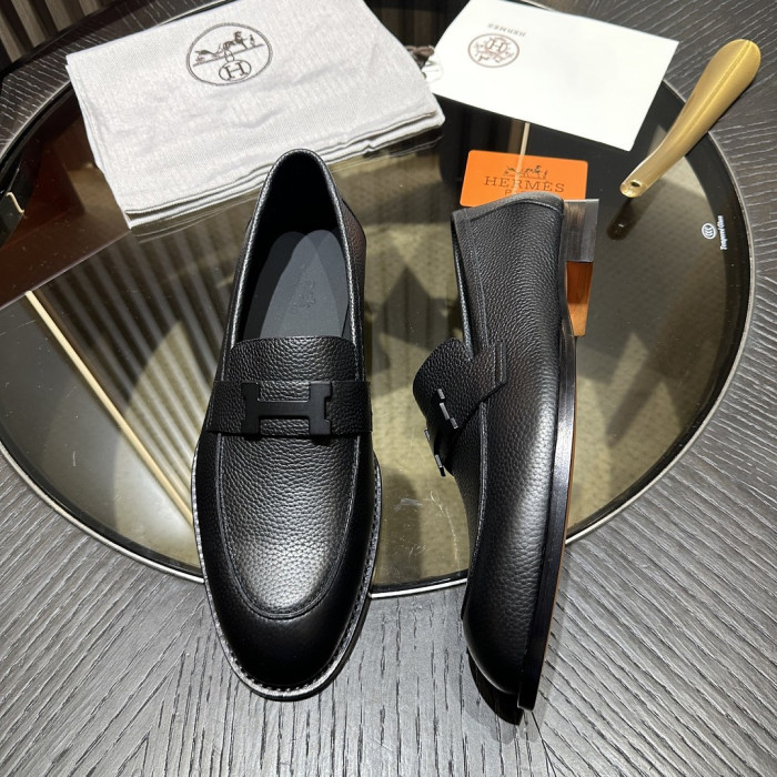 HER SHOES HM-27