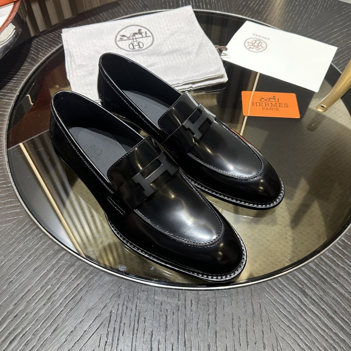 HER SHOES HM-28
