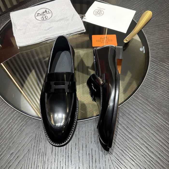 HER SHOES HM-28