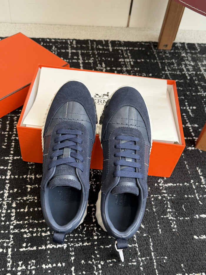 HER SHOES HM-35