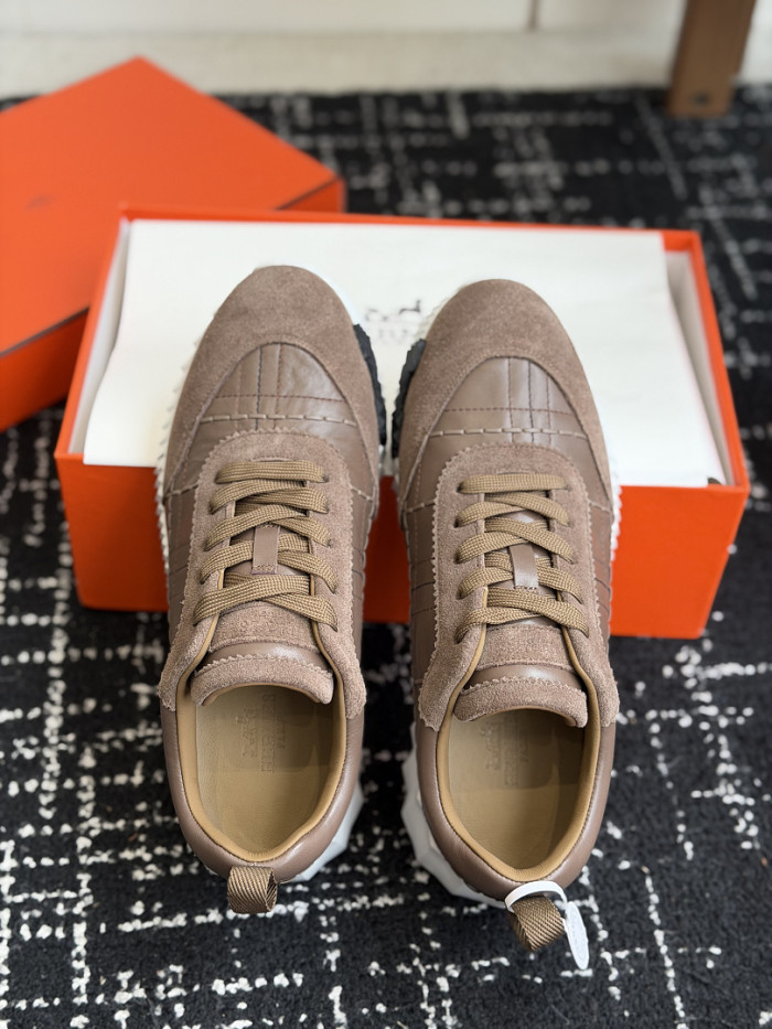 HER SHOES HM-36