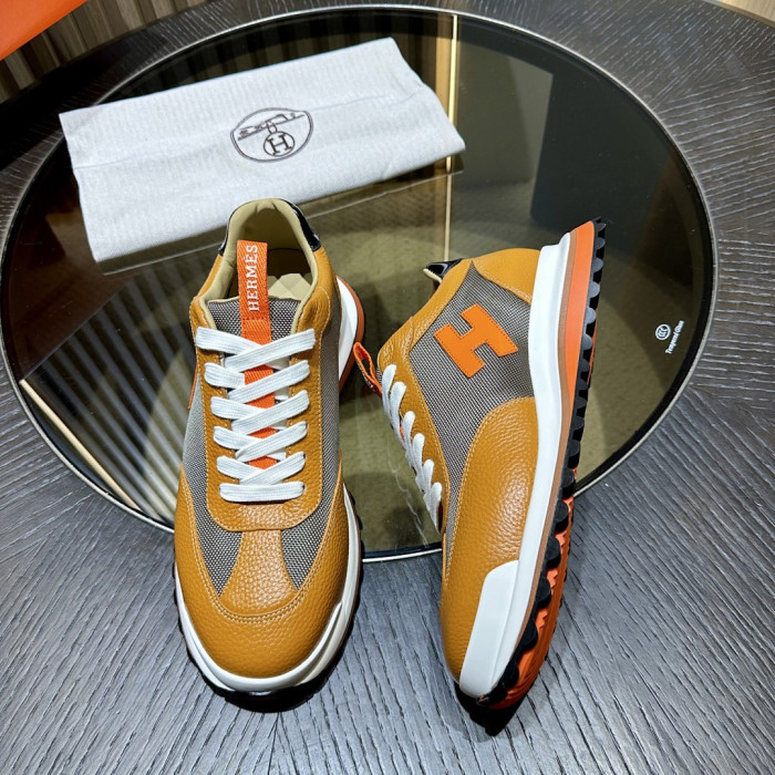 HER SHOES HM-11