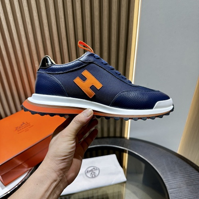 HER SHOES HM-14