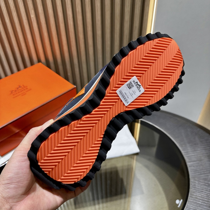 HER SHOES HM-14