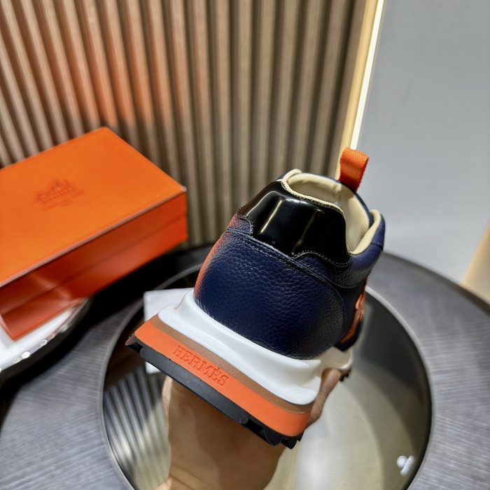 HER SHOES HM-14