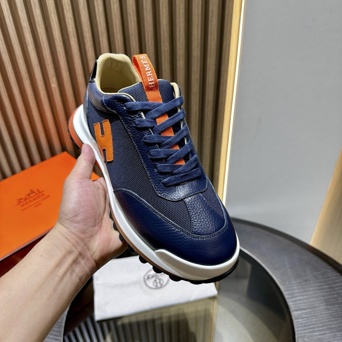 HER SHOES HM-14