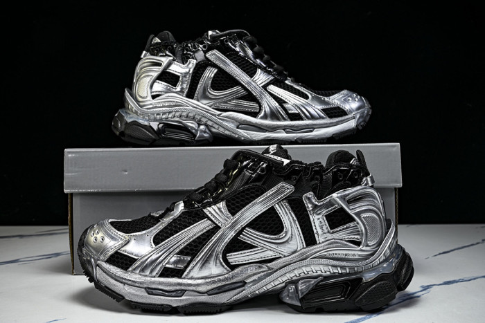 BL RUNNER SNEAKERS WRNLD-1125