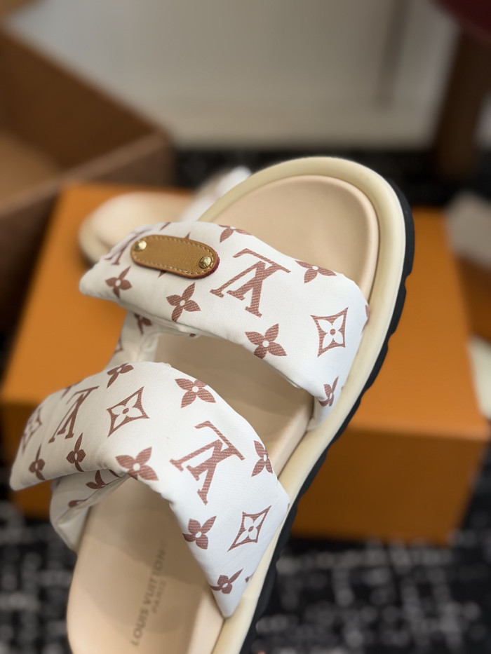 LOVT SANDAL 0415668