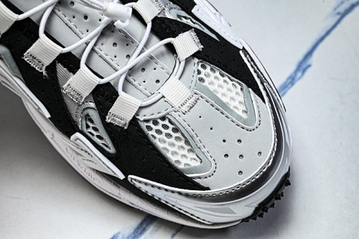 OF BE RIGHT BACK SNEAKERS OB49