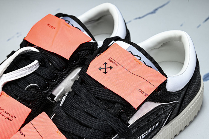 OF SNEAKERS ow-86