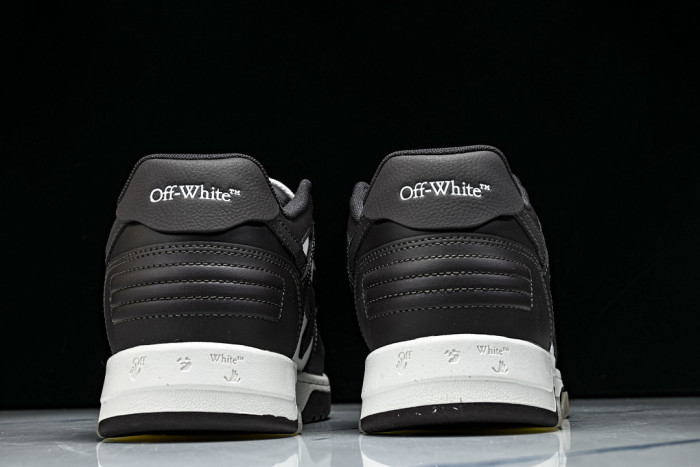 (BROWN) OF SNEAKERS ow-88
