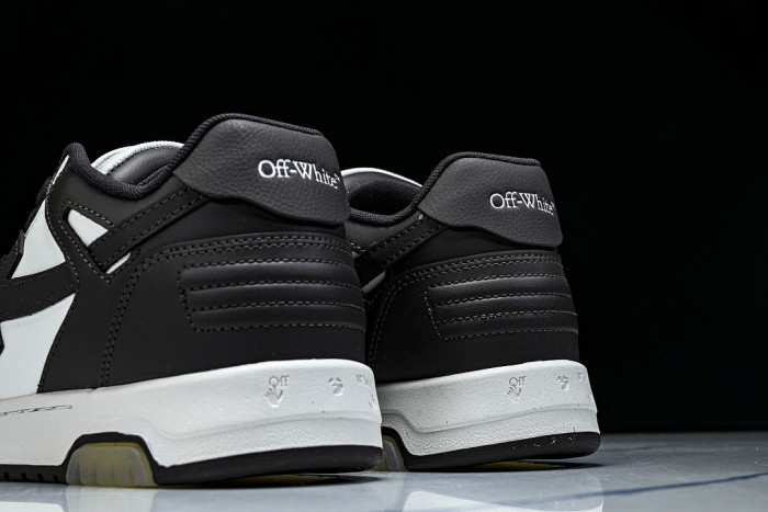 (BROWN) OF SNEAKERS ow-88