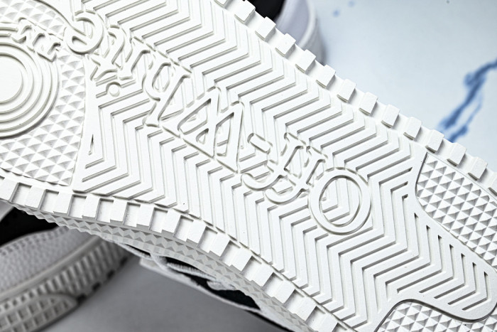 OF SNEAKERS ow-87