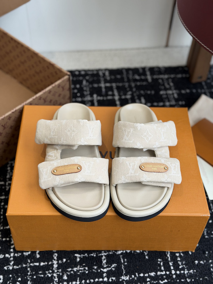 LOVT SANDAL 0415671