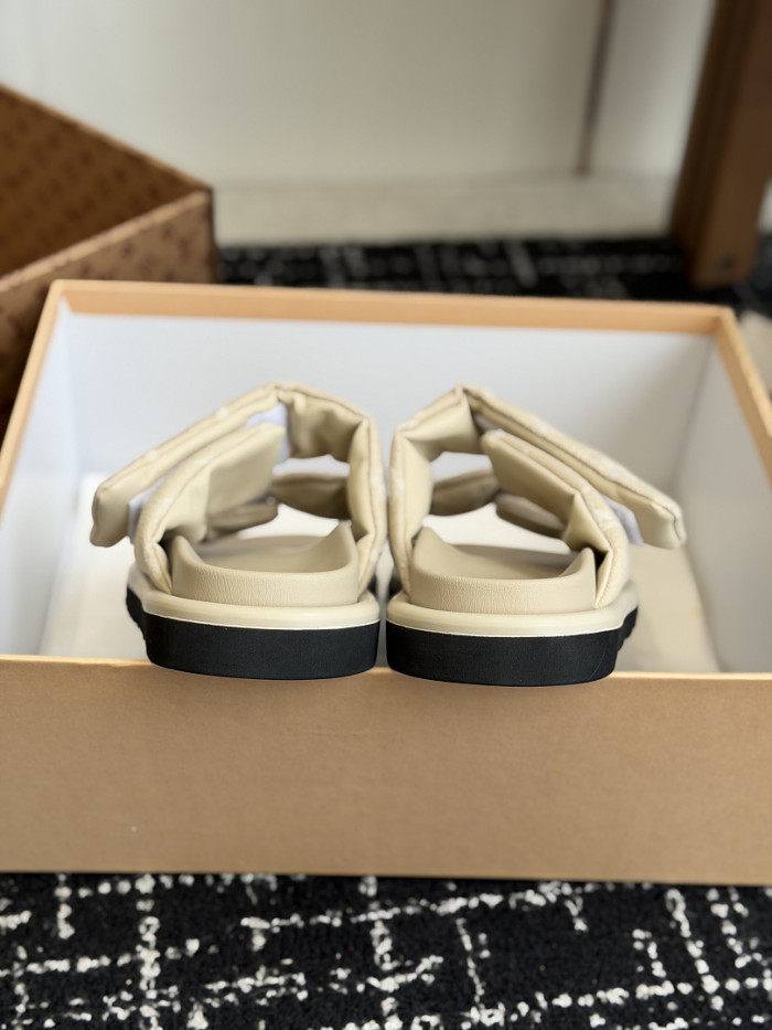LOVT SANDAL 0415671