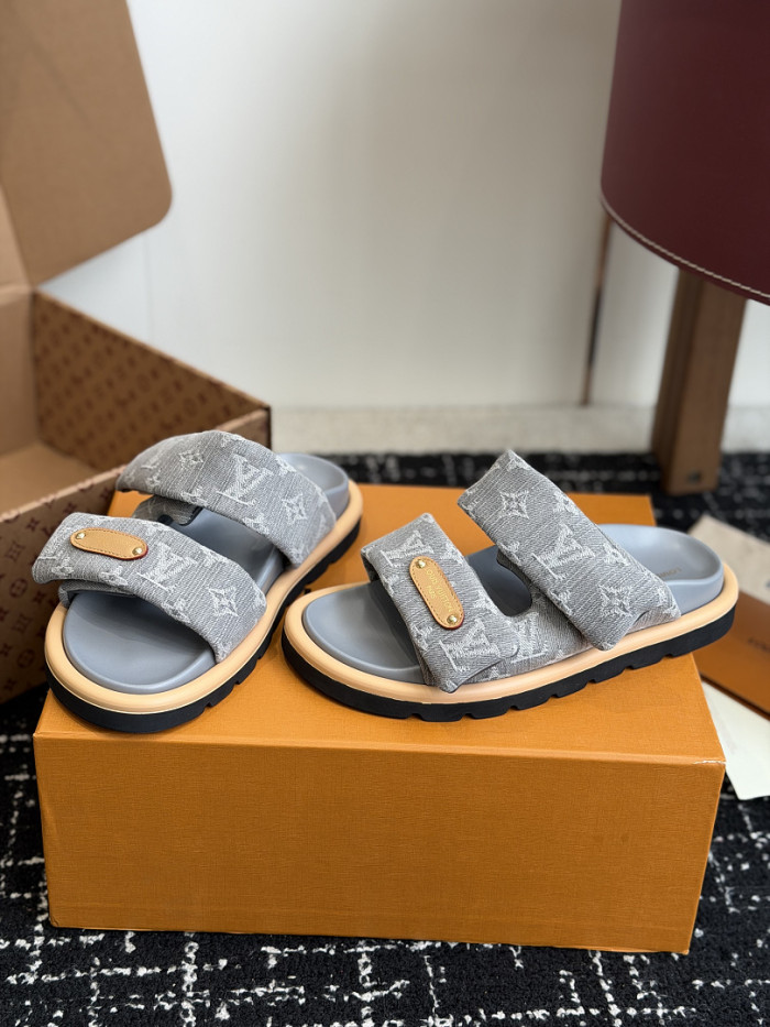 LOVT SANDAL 0415672
