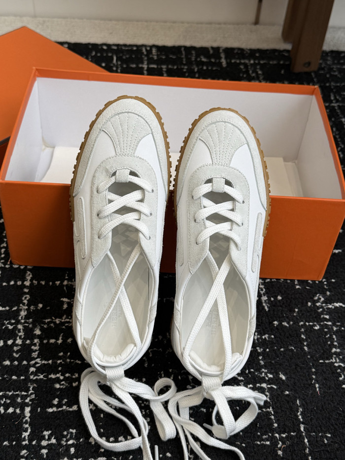 HER SHOES HM-41