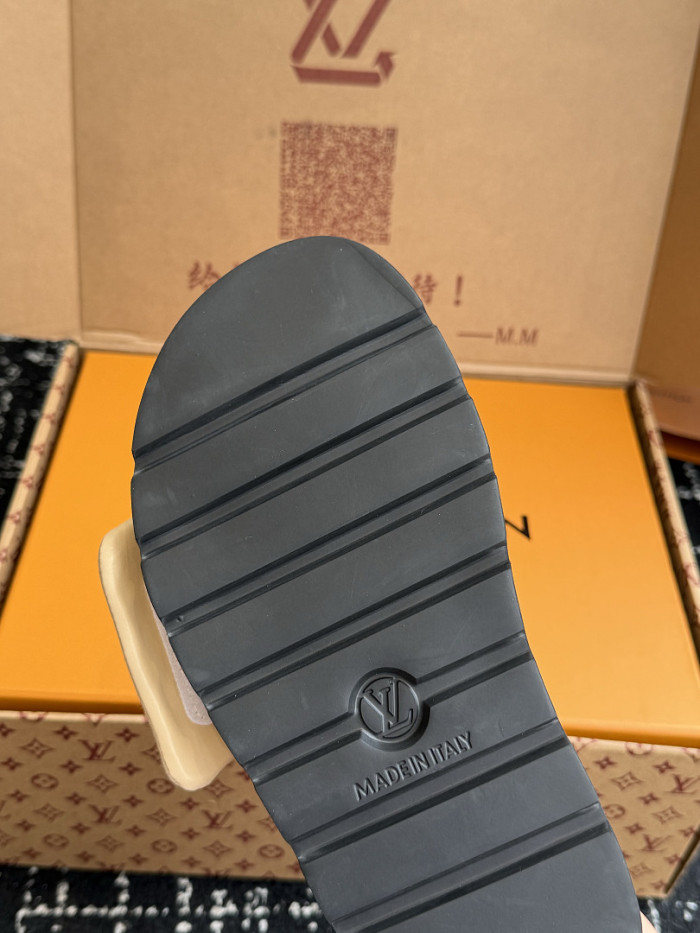LOVT SANDAL 0415696