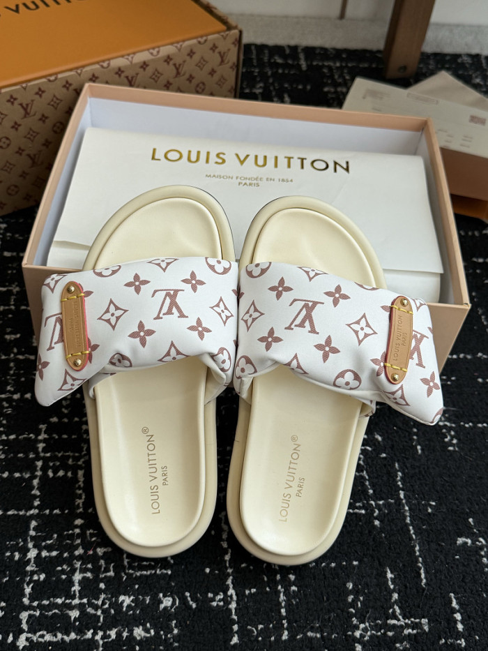 LOVT SANDAL 0415697