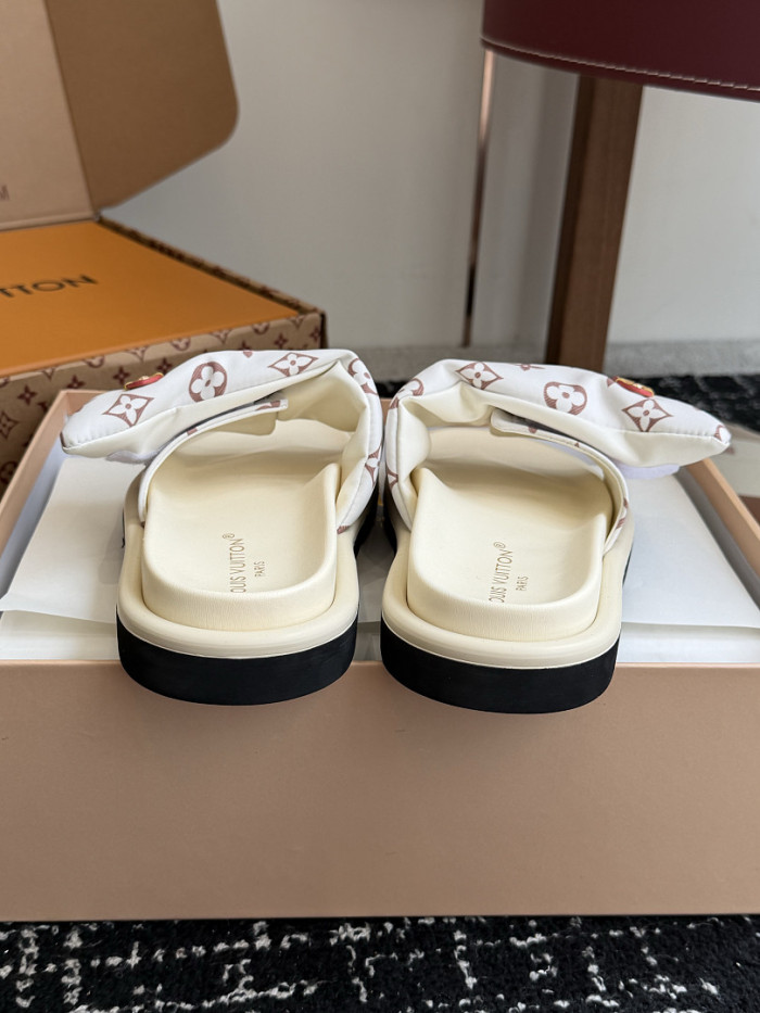 LOVT SANDAL 0415697