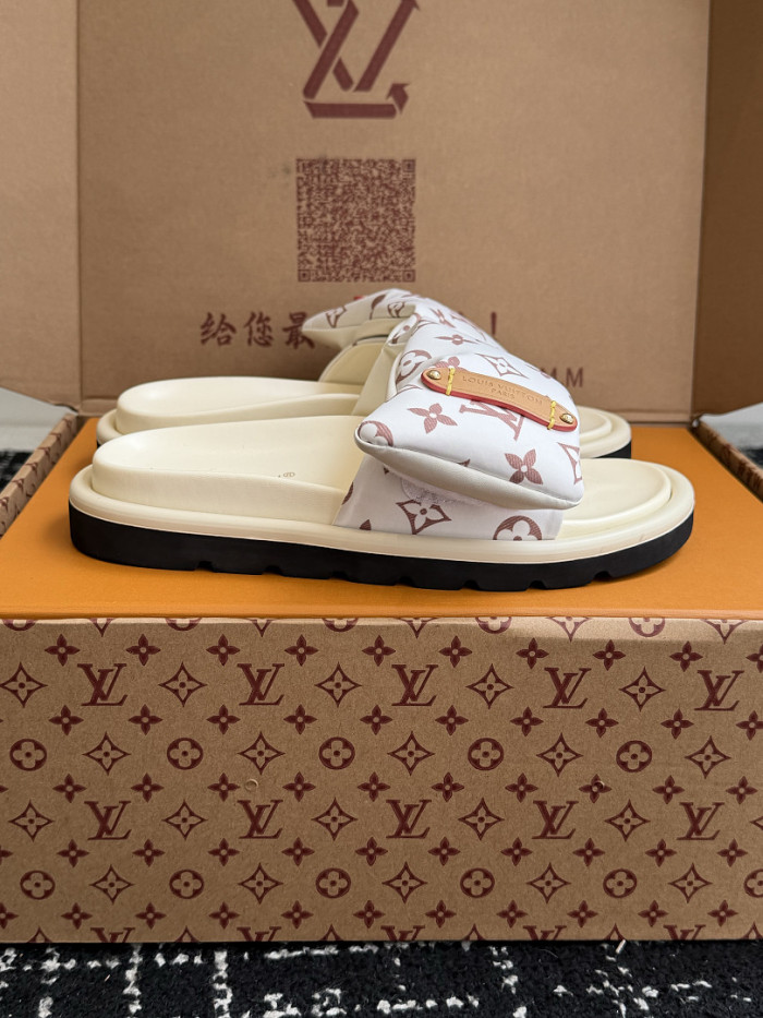 LOVT SANDAL 0415697