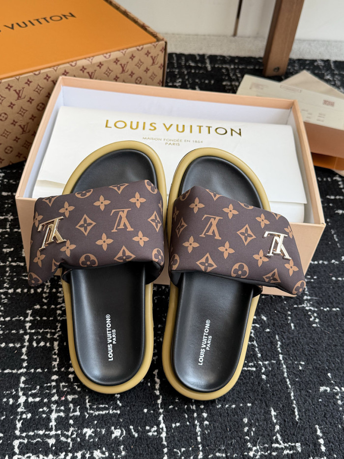 LOVT SANDAL 0415698