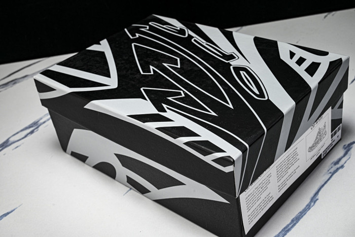 OF BE RIGHT BACK SNEAKERS OB42