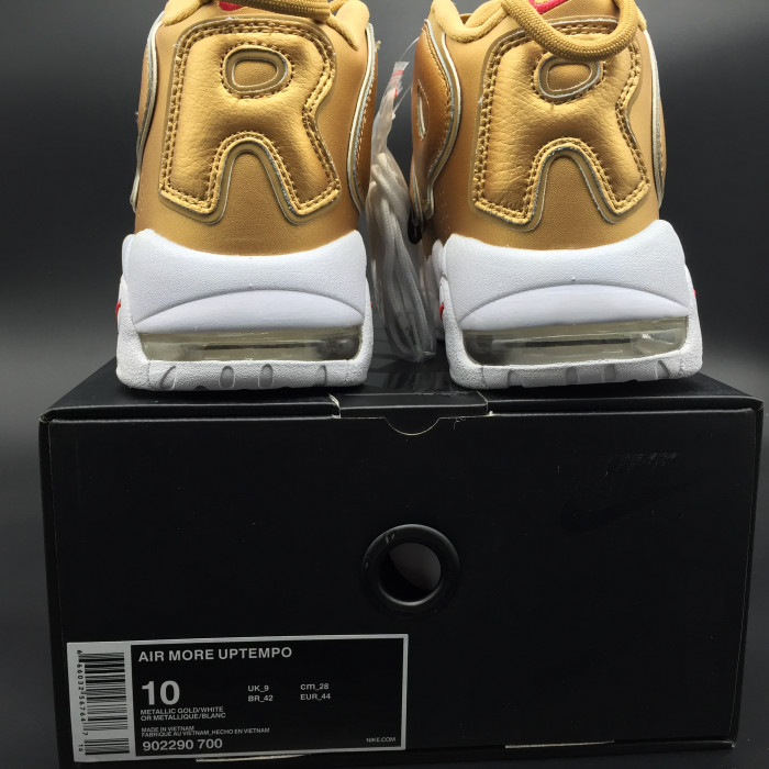 nike air more uptempo gold 902290-700
