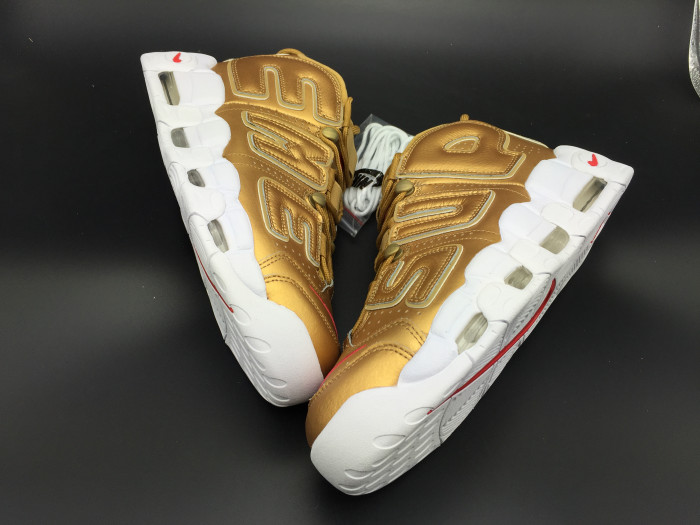 nike air more uptempo gold 902290-700
