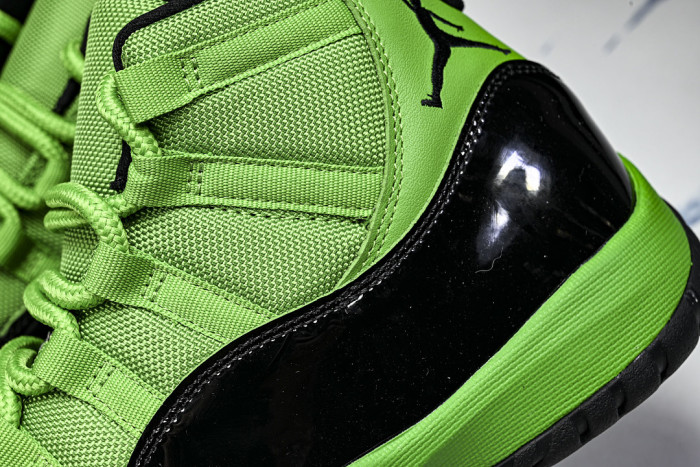 Air Jordan 11 CT8012-310