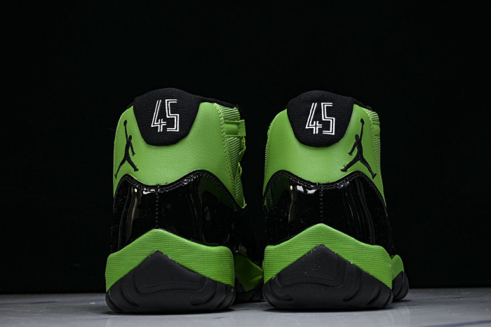 Air Jordan 11 CT8012-310