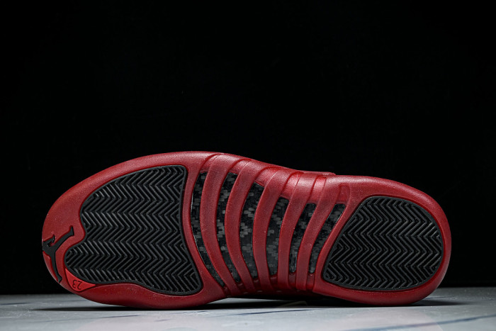 (2025) AIR JORDAN 12 Flu Game CT8013-002