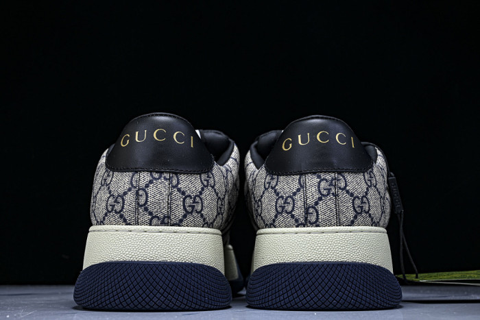 LOW-TOP SNEAKER GC-55