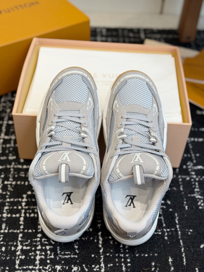 LOVT SNEAKER LV-703