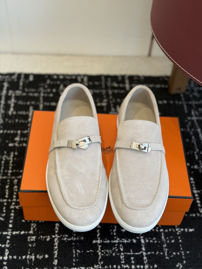 HER SHOES HM-59