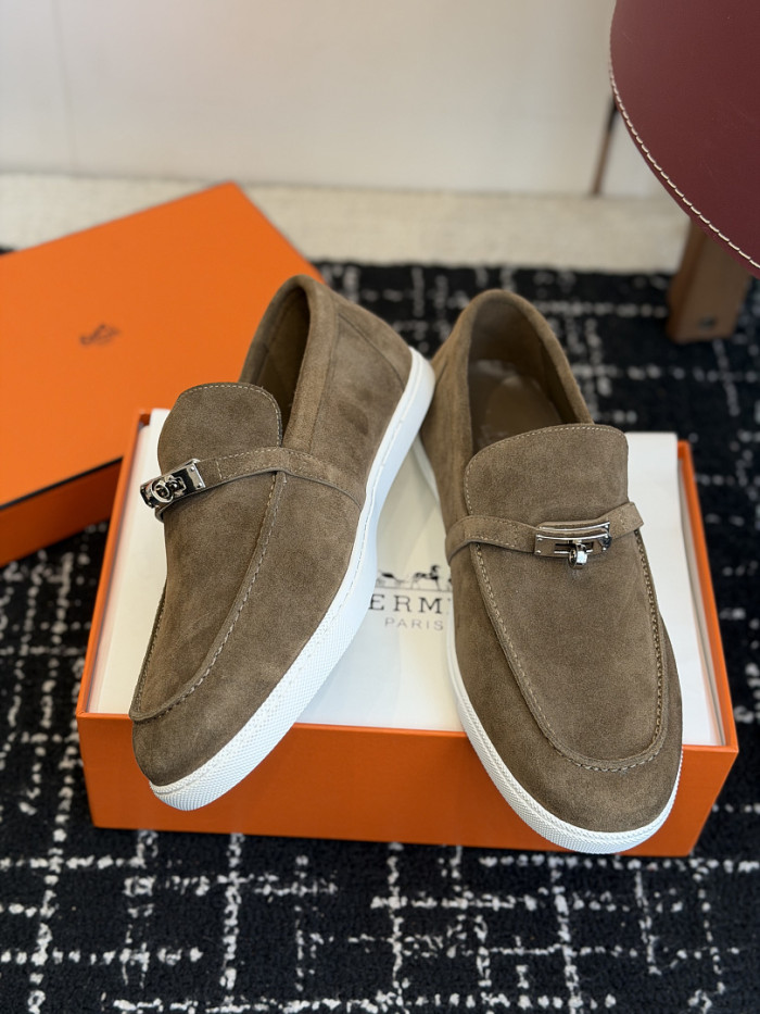 HER SHOES HM-63