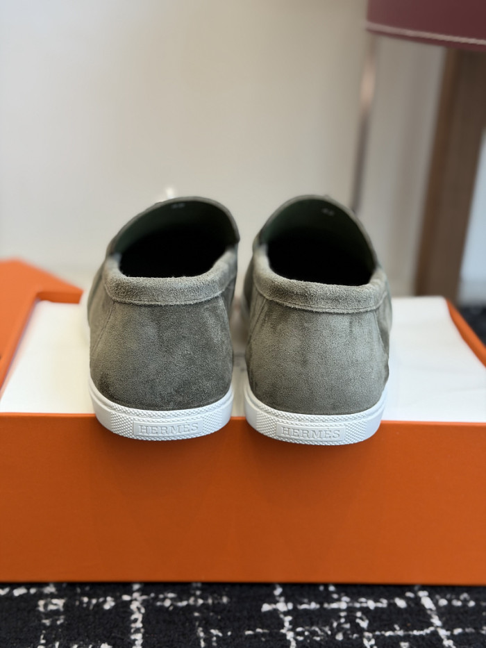 HER SHOES HM-66