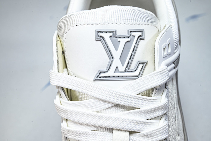 LOVT SNEAKER lv-697