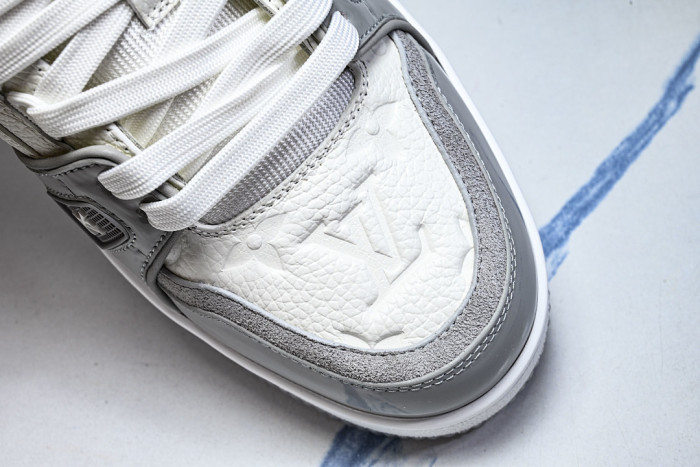 LOVT SNEAKER lv-697