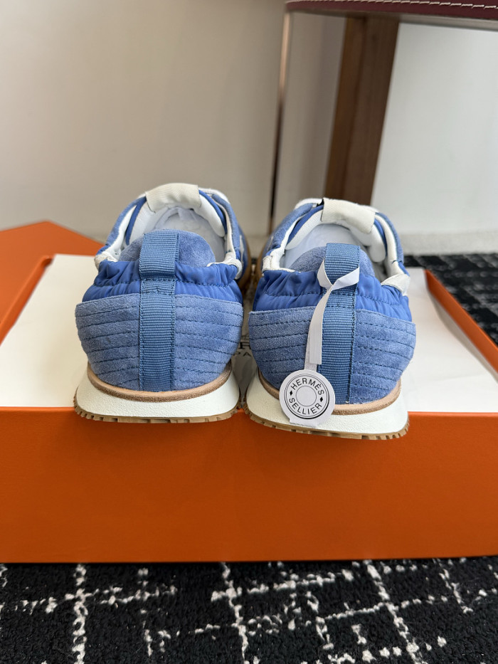 HER SHOES HM-43