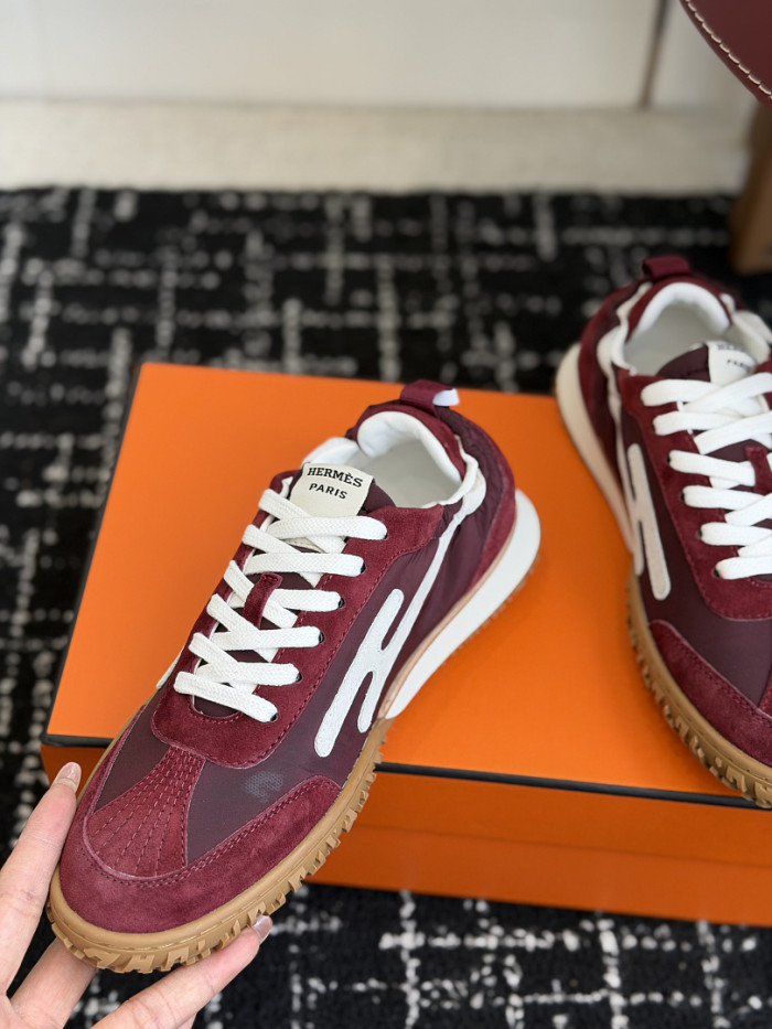 HER SHOES HM-46