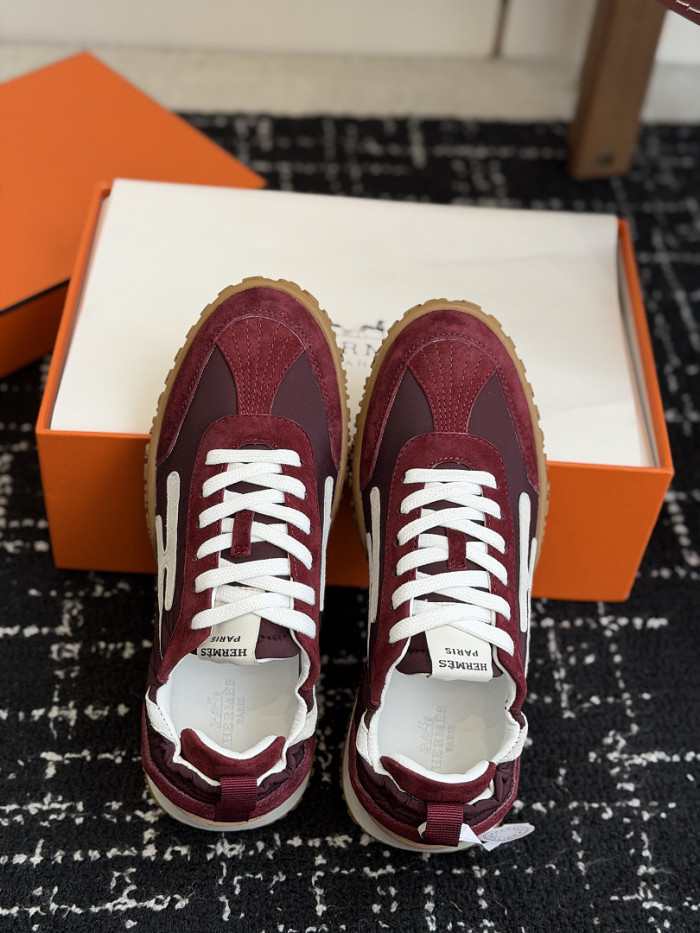 HER SHOES HM-46