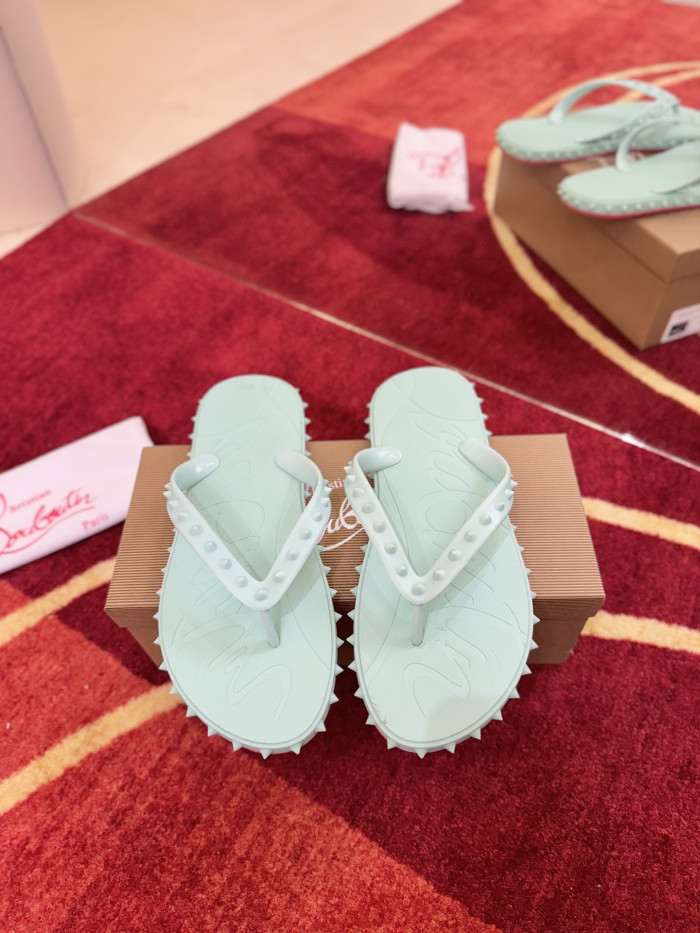 CL SLIPPERS 101219