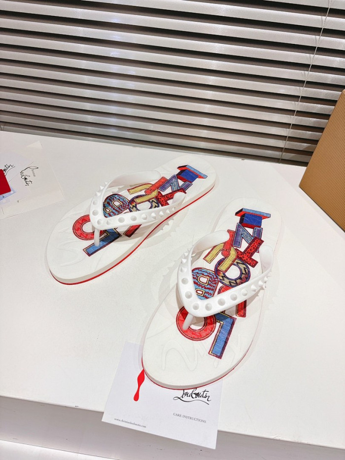 CL SLIPPERS 101222
