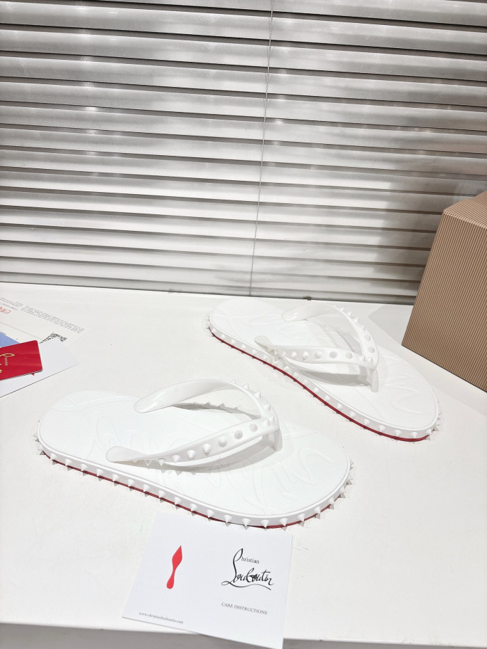 CL SLIPPERS 101225