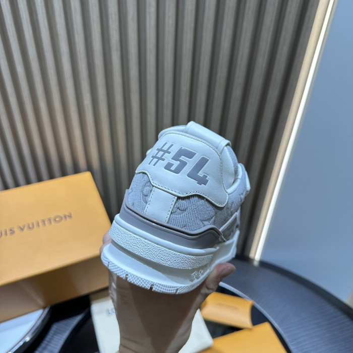 LOVT SNEAKER lv-681