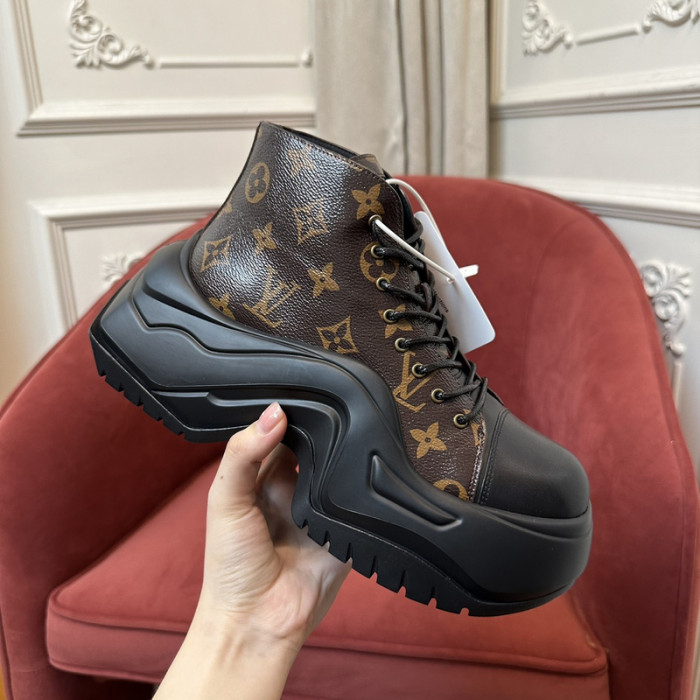 LOVT BOOTS L0-17