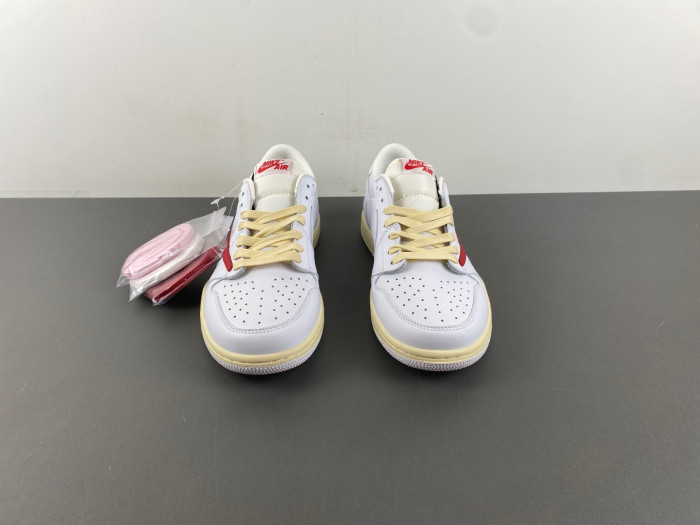 Travis Scott x Air Jordan 1 Low CQ4277-113
